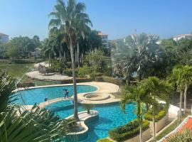 Condominio Campestre Laguna Club Cartagena，位于Los Arrayanes的酒店