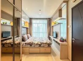 2 Bedroom apartment on Central Park Mall