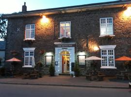 The Mitre Inn，位于蒂弗顿的酒店