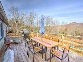 Catskills Cottage with Deck, 7 Mi to Hunter Mtn