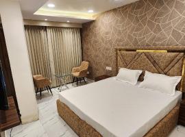OVEL HOTEL (SKY VIEW)