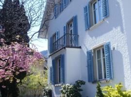 Stilvolle, grosszügige 15-Zimmer-Ferienwohnung in Jugendstil-Villa，位于库尔的酒店