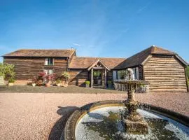 The Old Stables at Humblebee Hall