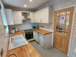 Lovely 1 Bed house in Largs, North Ayrshire，位于拉格斯的酒店