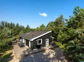 Cozy Home In Hals With Sauna