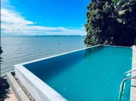 Eco stay - Luxury pool + Seaview Villa，位于北芭堤雅的酒店