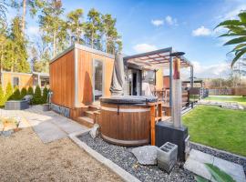 Mobilheim am Murner See - private Sauna + privater Badezuber，位于瓦克斯多夫的酒店