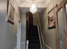 Brads Place - Central Ballymena close to everything