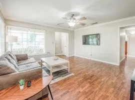 Renovated home minutes from Fresno State / Airport