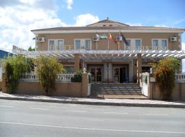 Hotel Maria Jose，位于Moraleda de Zafayona的酒店