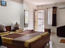 Sugamya Corner Guesthouse，位于迈索尔的旅馆