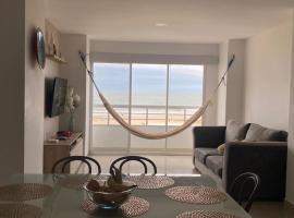 Vistalu - Amazing View Beach Apartment，位于普拉亚斯的酒店