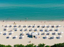 Ocean 2 Sky at Monte Carlo Miami Beach，位于迈阿密海滩诺曼底海岸高尔夫球场附近的酒店