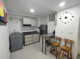 Apartamento Almendros Home，位于圣罗莎德卡瓦尔的酒店