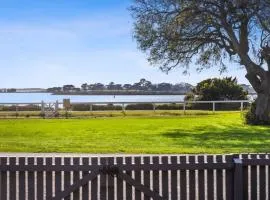 Swan View