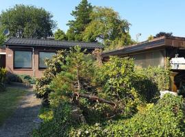 Bungalow 3-Zimmer / Wlan / Garten / Parkplatz，位于谢讷费尔德的酒店