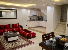 Magnifique Duplex à Marrakech，位于马拉喀什帕鲁扎兰德娱乐中心附近的酒店