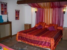 Room in Guest room - Guest Room in the heart of the vineyard，位于Badens的酒店