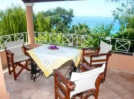 Large apartment Tonia with sea view - Pelekas Beach, Corfu