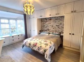 Malindi bed and breakfast，位于埃克斯茅斯的海滩酒店