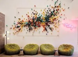 The Clancy, Autograph Collection