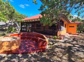 Charming 2-Bed Cottage in Bodo a fishing village，位于Funzi的酒店