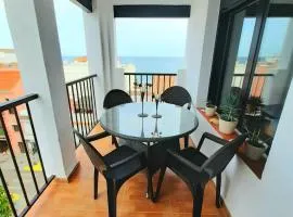 Beachfront Penthouse 3 double bedrooms, 2 bathrooms