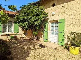 Gîte de charme avec jardin, proche d'Aubeterre-sur-Dronne, pour 6 pers., cheminée, WIFI, équipements bébé - FR-1-653-116