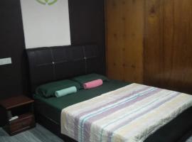 CEMPAKA CHALETS TIOMAN，位于Kampong Juara的酒店