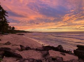 G BEACH RESORT BOLINAO，位于Ilogmalino的酒店