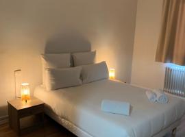 Hôtel Le Costellan，位于Dagneux的酒店