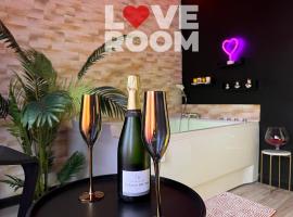 LOVE ROOM ou pas ! Chamalières，位于沙马列尔的酒店