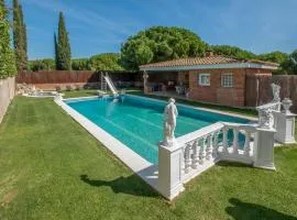 Awesome Home In St Andreu Dllavaneres