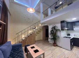 Dublex Apartment in Yerevan komitas D1，位于埃里温的酒店