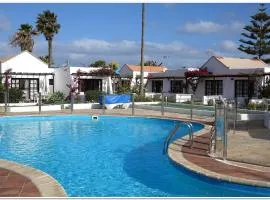 Estrella Del Mar 8. 1 Bedroom Villa with Pool and Gardens 300 metres from the beach