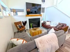 The Lark at the Quarry