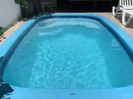 Sobrado com piscina em Mariscal BOMBINHAS Rutilio N125