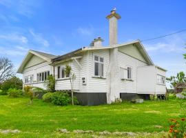 Early Settler Homestead - Waipu Holiday Home，位于怀普的乡村别墅