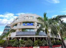 FabExpress White House - Nr MIDC Khargar