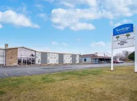 Travelodge by Wyndham Sarnia