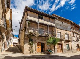 Antigua Posada, Valle del Jerte，位于托尔纳瓦卡斯加兰塔-德洛斯-英菲诺斯自然保护区附近的酒店