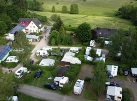 Camping Waldfrieden，位于萨尔堡的酒店