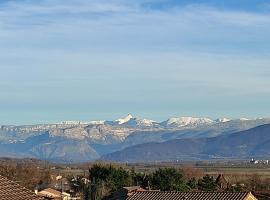 Chambre Génissieux, vue sur Vercors，位于Génissieux的酒店