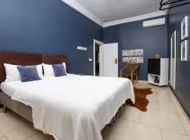 Impeccable 2-Bed House with Hot-Tub -Wi-Fi