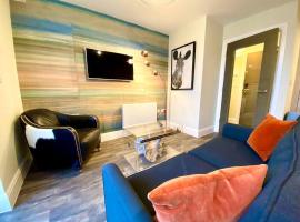 Stylish Apartment - 1 Minute walk to Poole Quay - Great Location - Free Parking - Fast WiFi - Smart TV - Newly decorated - sleeps up to 2! Close to Poole & Bournemouth & Sandbanks，位于浦耳的酒店