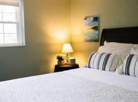 Hilltop Hideaway - 3BDR in Downtown London, KY，位于伦敦的酒店