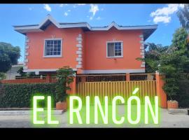 El Rincón - El Jardín，位于Tunapuna的酒店