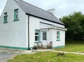 Traditional 3-Bed Cottage sea mountain views