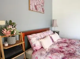 Jardine Lodge - Can sleep 22!