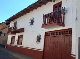 LA CASA DE DOÑA EMMA